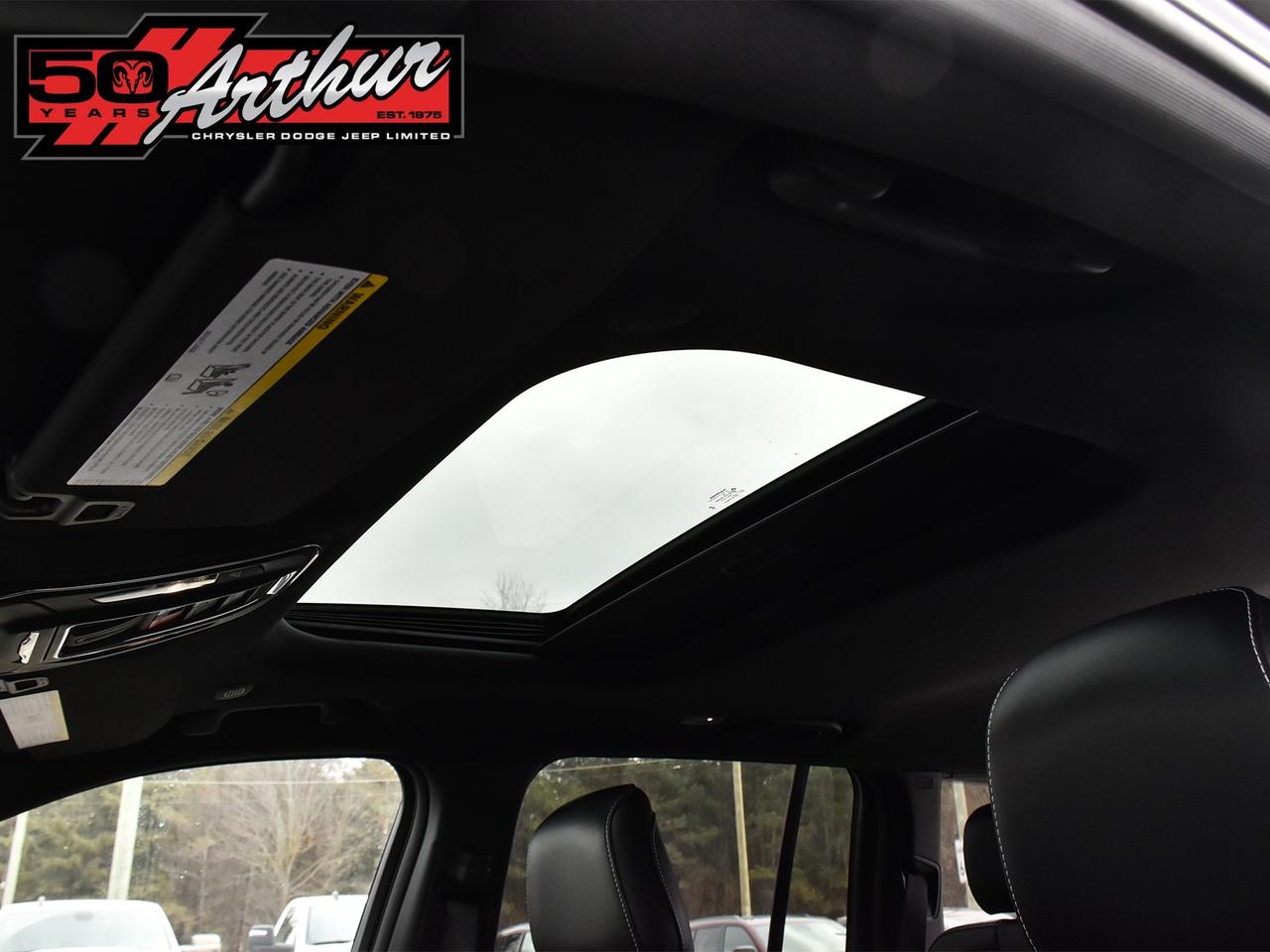 2025 Jeep Grand Cherokee ALTITUDE 4X4 Photo