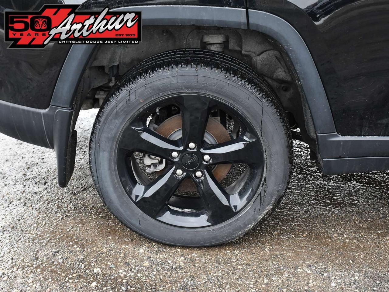 2025 Jeep Grand Cherokee ALTITUDE 4X4 Photo