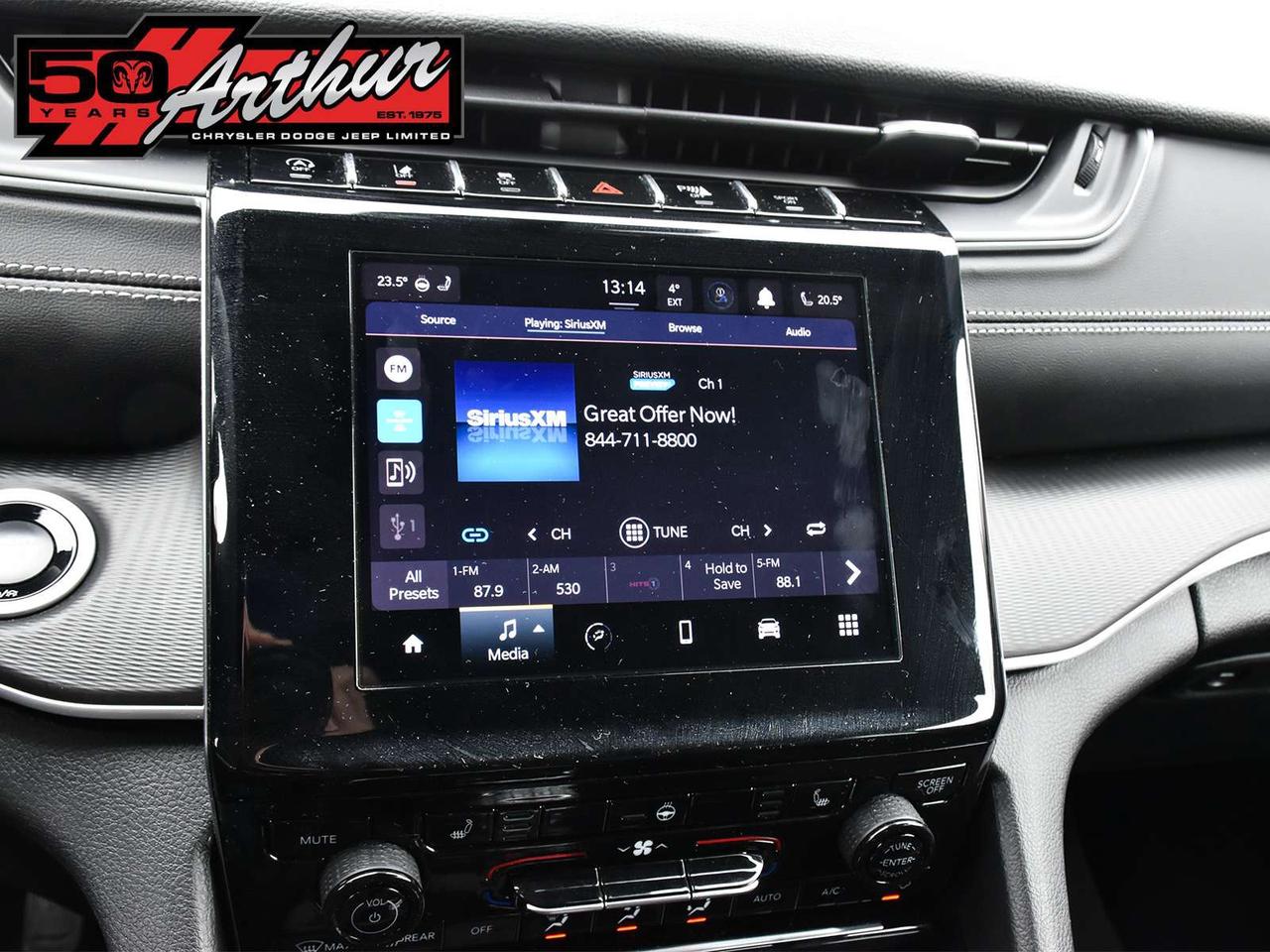 2025 Jeep Grand Cherokee ALTITUDE 4X4 Photo