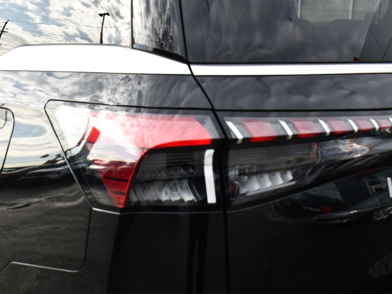 2026 Infiniti QX80 LUXE Photo