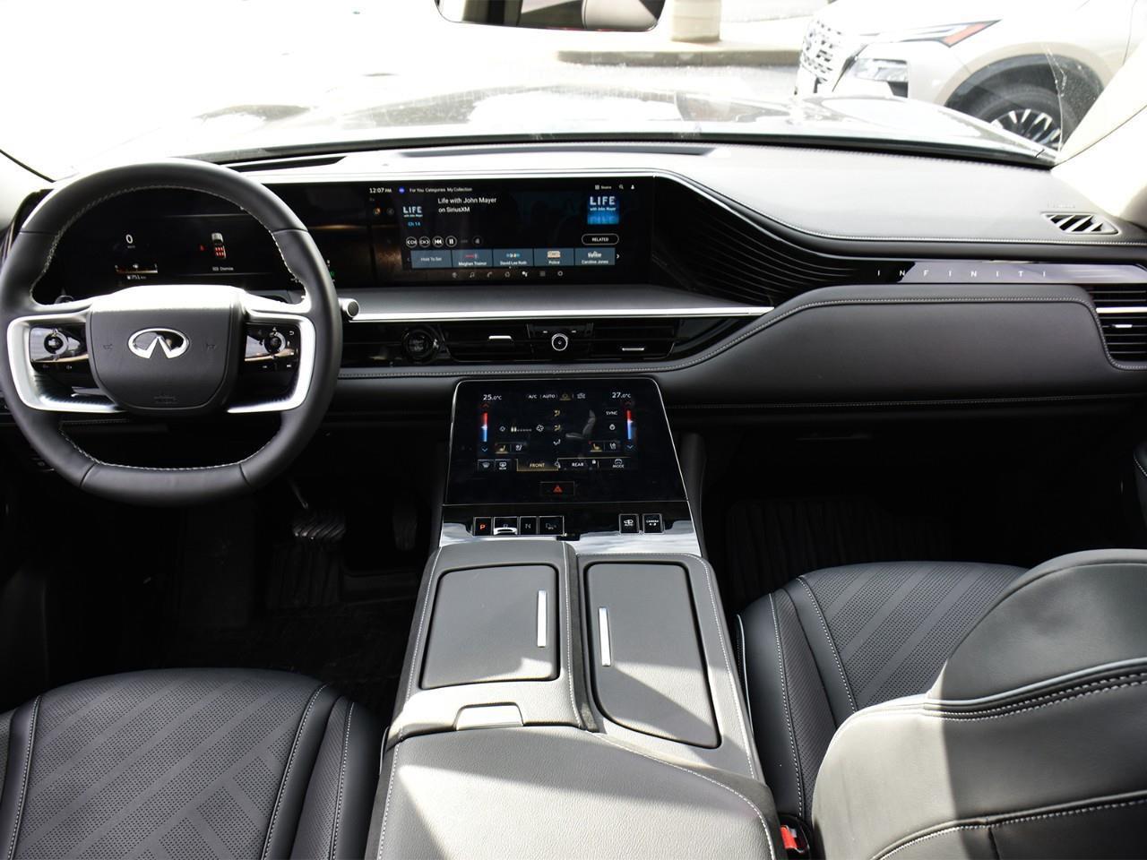 2026 Infiniti QX80 LUXE Photo