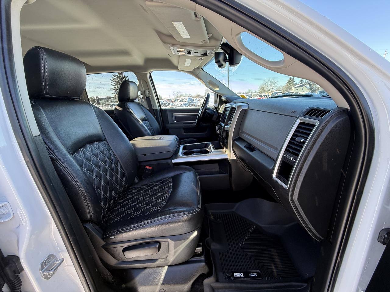 2018 RAM 2500 SLT WHEEL/TIRE/LEATHER PKG Photo