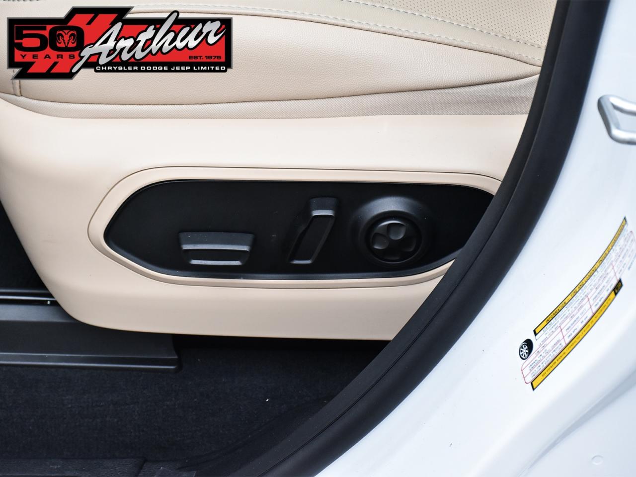 2025 Jeep Grand Cherokee LIMITED 4X4 Photo