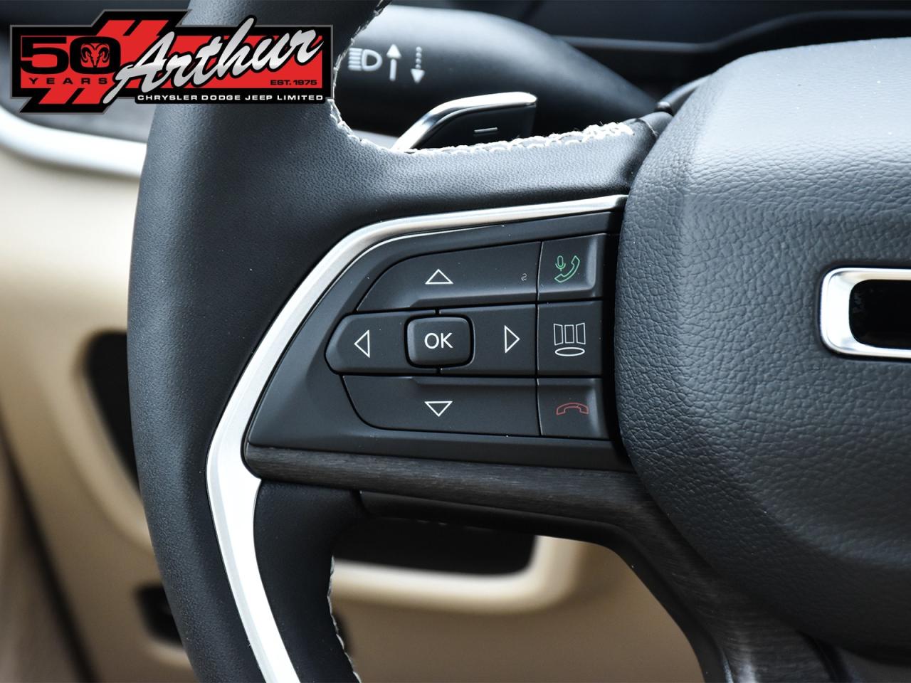 2025 Jeep Grand Cherokee LIMITED 4X4 Photo