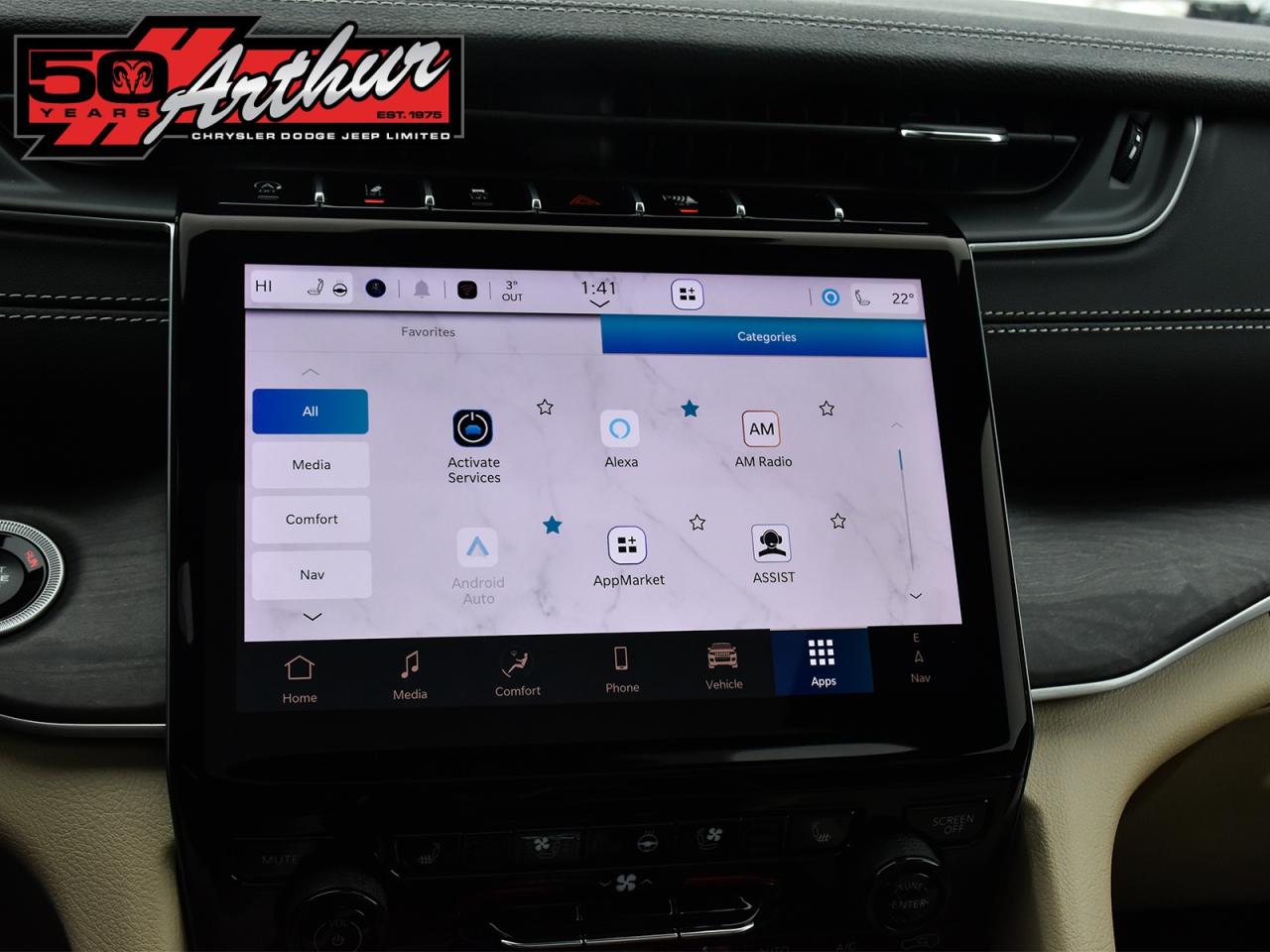 2025 Jeep Grand Cherokee LIMITED 4X4 Photo