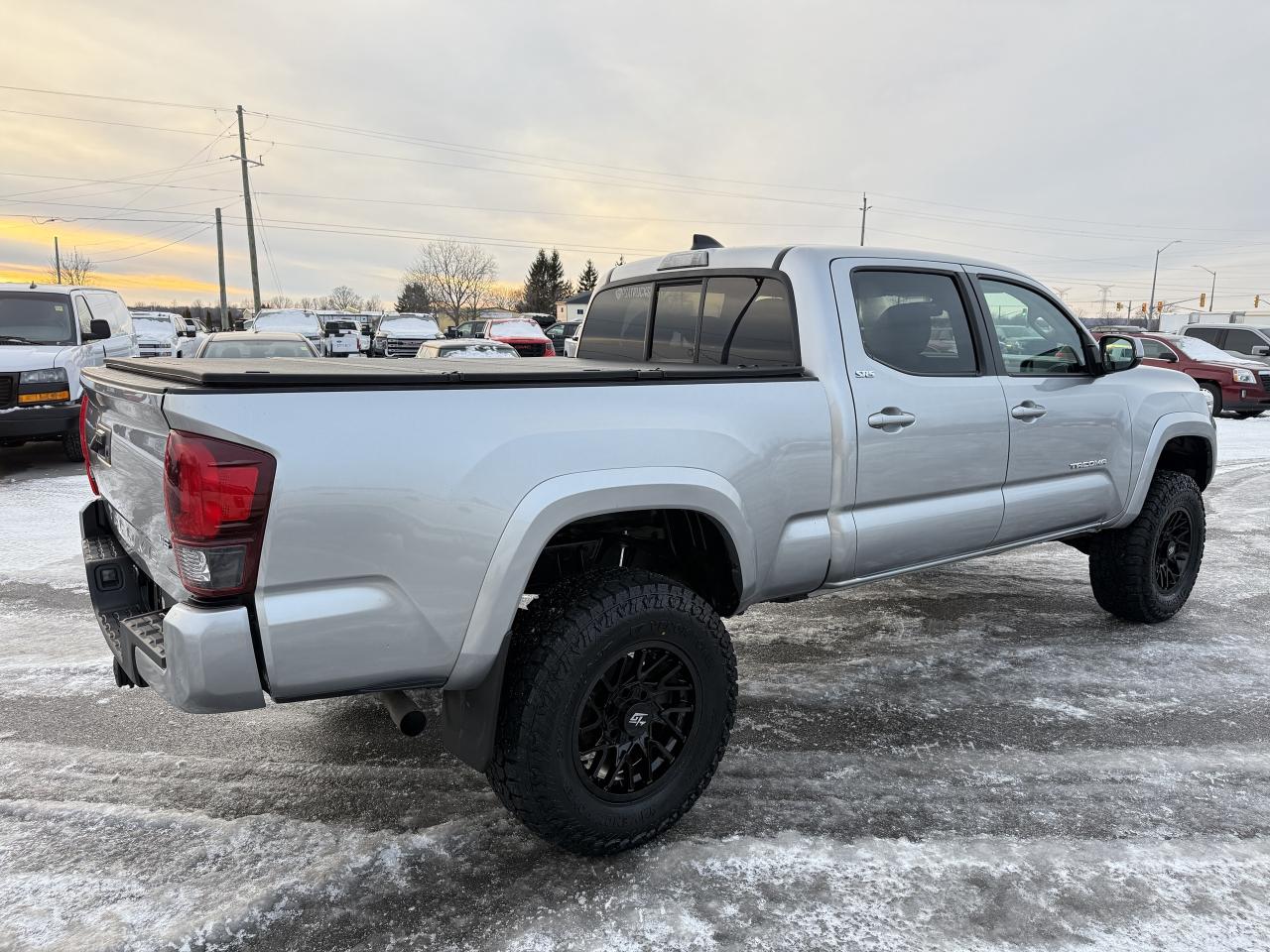2023 Toyota Tacoma 4x4 Double Cab Auto Photo