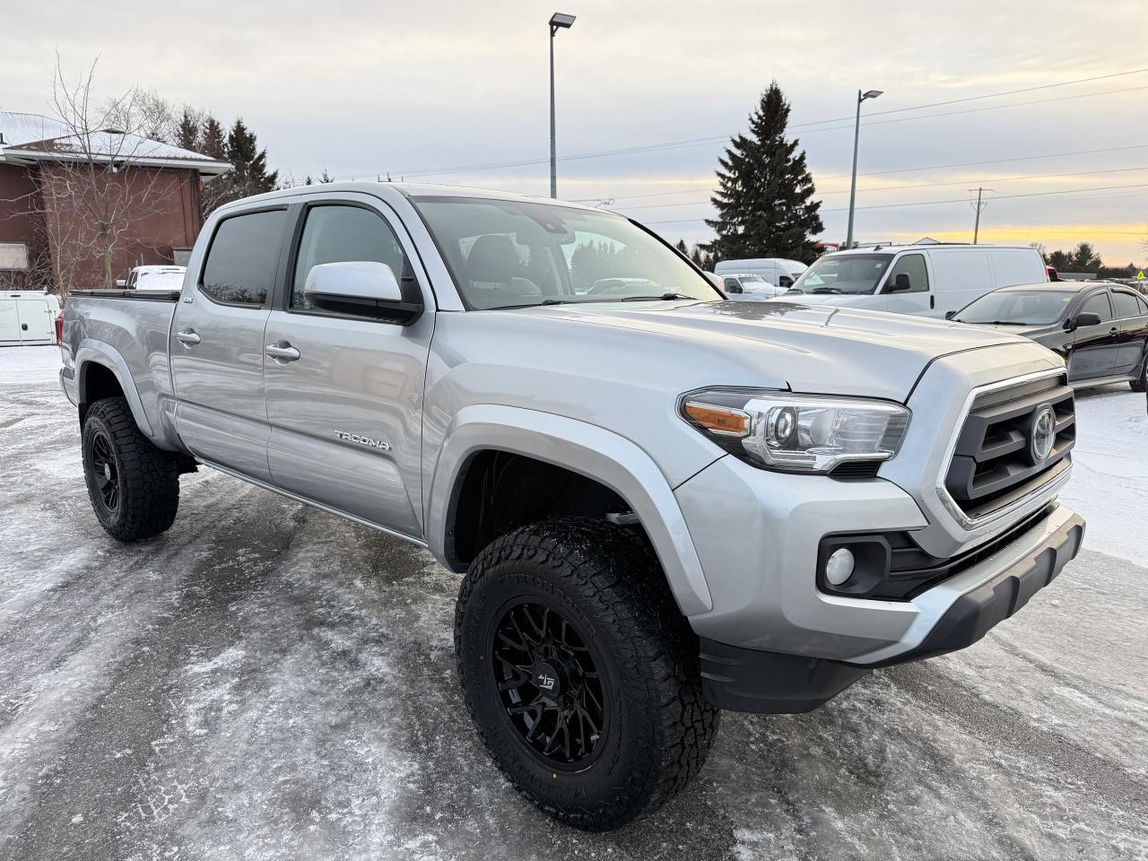 2023 Toyota Tacoma 4x4 Double Cab Auto Photo