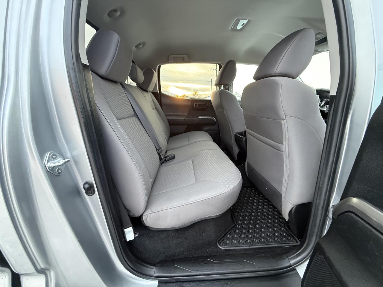 2023 Toyota Tacoma 4x4 Double Cab Auto Photo