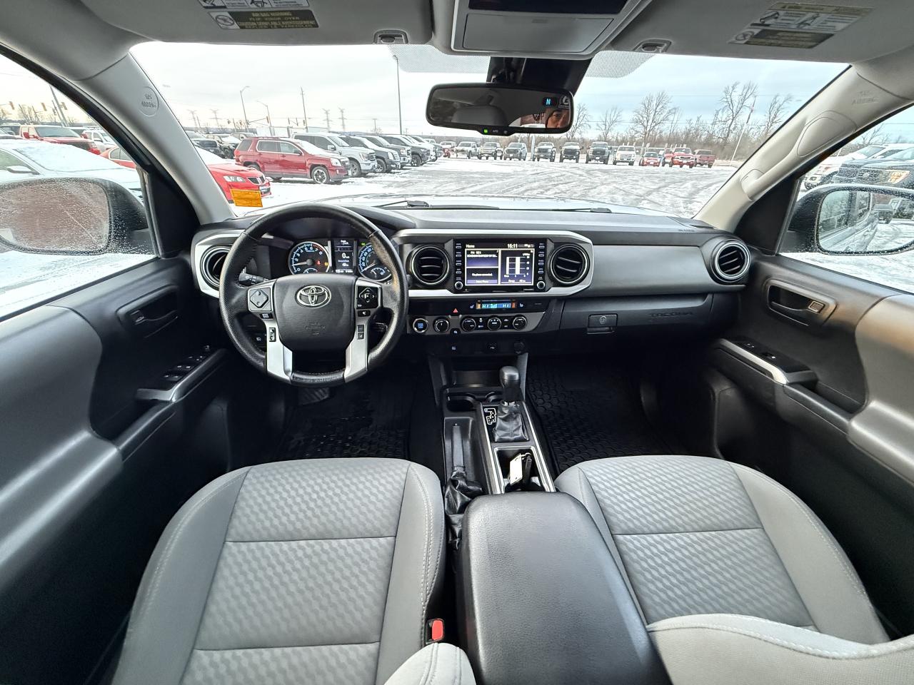 2023 Toyota Tacoma 4x4 Double Cab Auto Photo