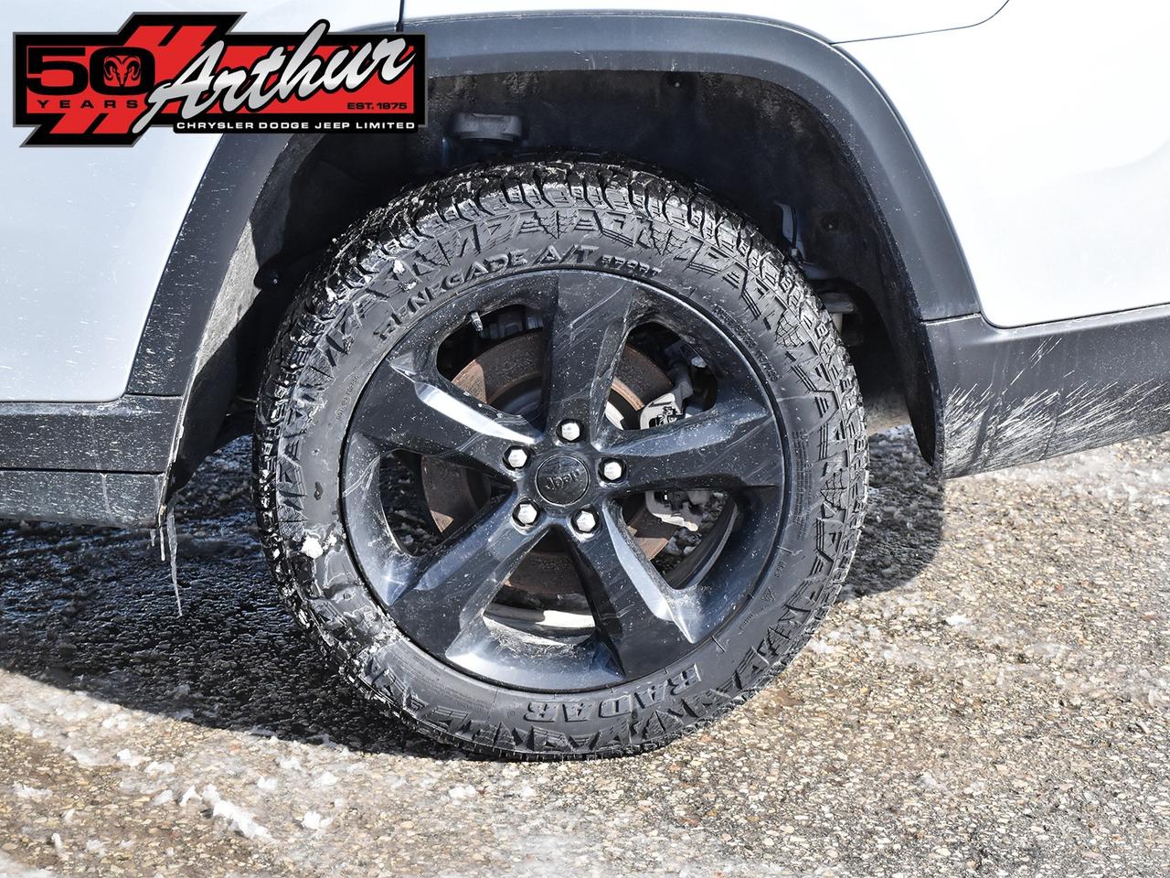 2024 Jeep Grand Cherokee L Limited 4x4 Photo