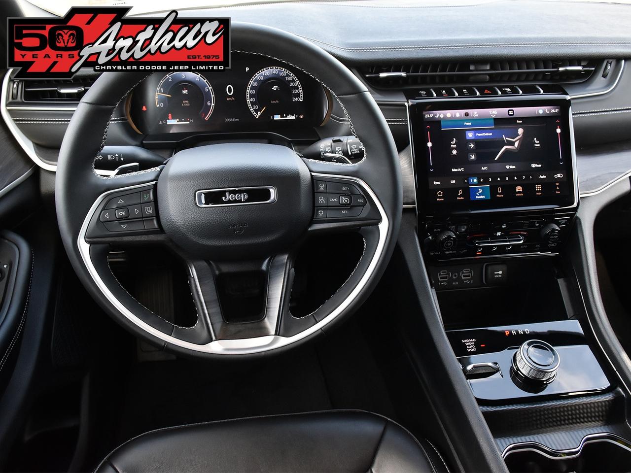 2024 Jeep Grand Cherokee L Limited 4x4 Photo