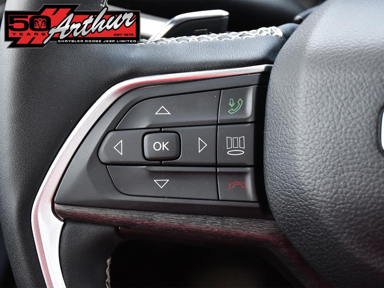 2024 Jeep Grand Cherokee L Limited 4x4 Photo