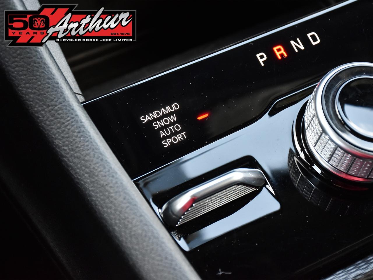 2024 Jeep Grand Cherokee L Limited 4x4 Photo