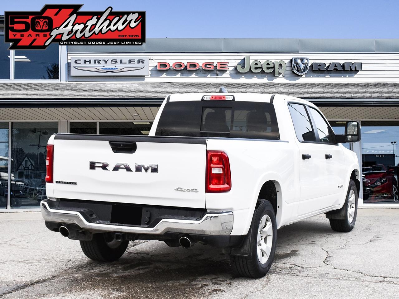 2025 RAM 1500 BIG HORN CREW CAB 4X4 Photo
