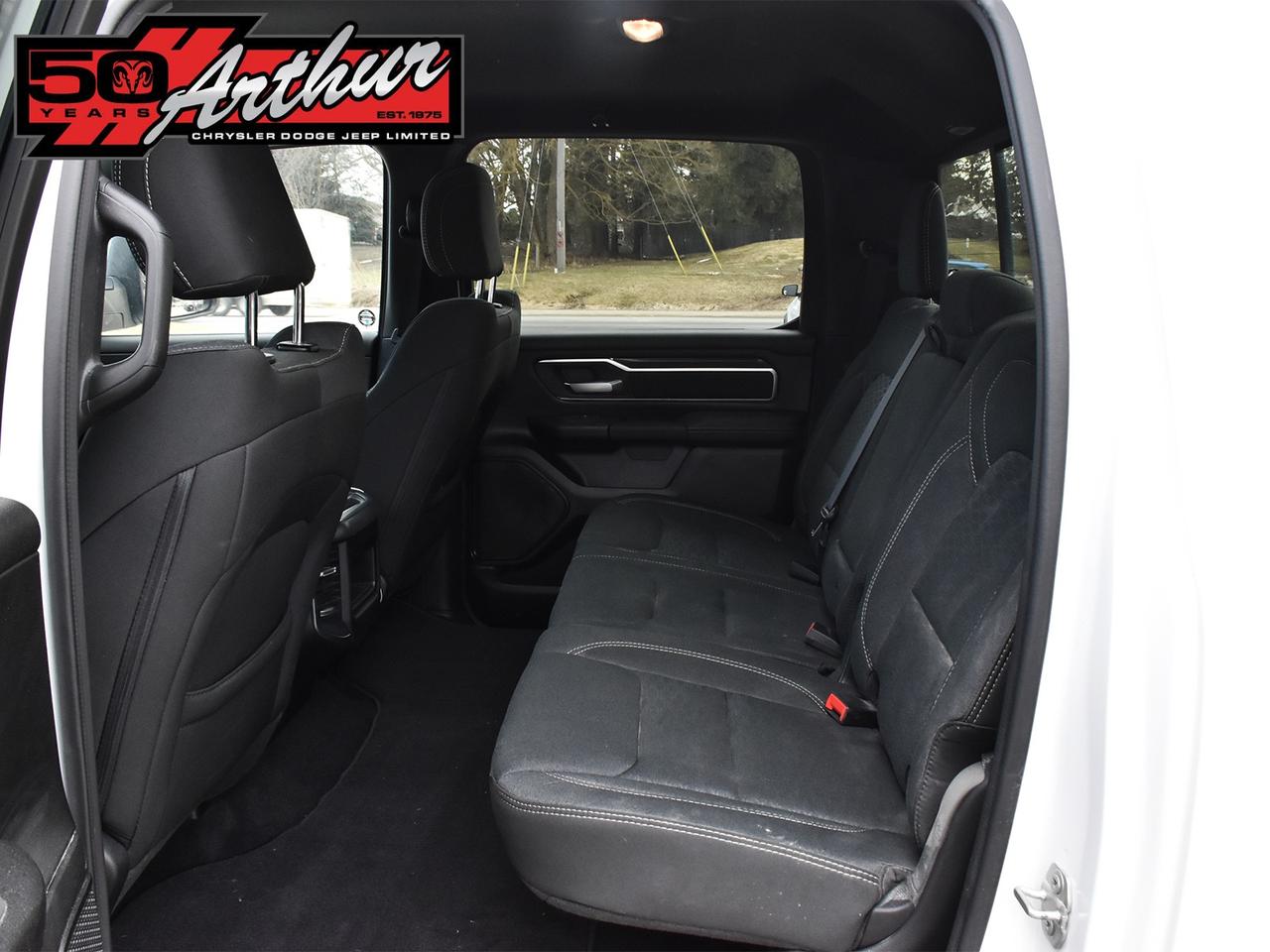 2025 RAM 1500 BIG HORN CREW CAB 4X4 Photo