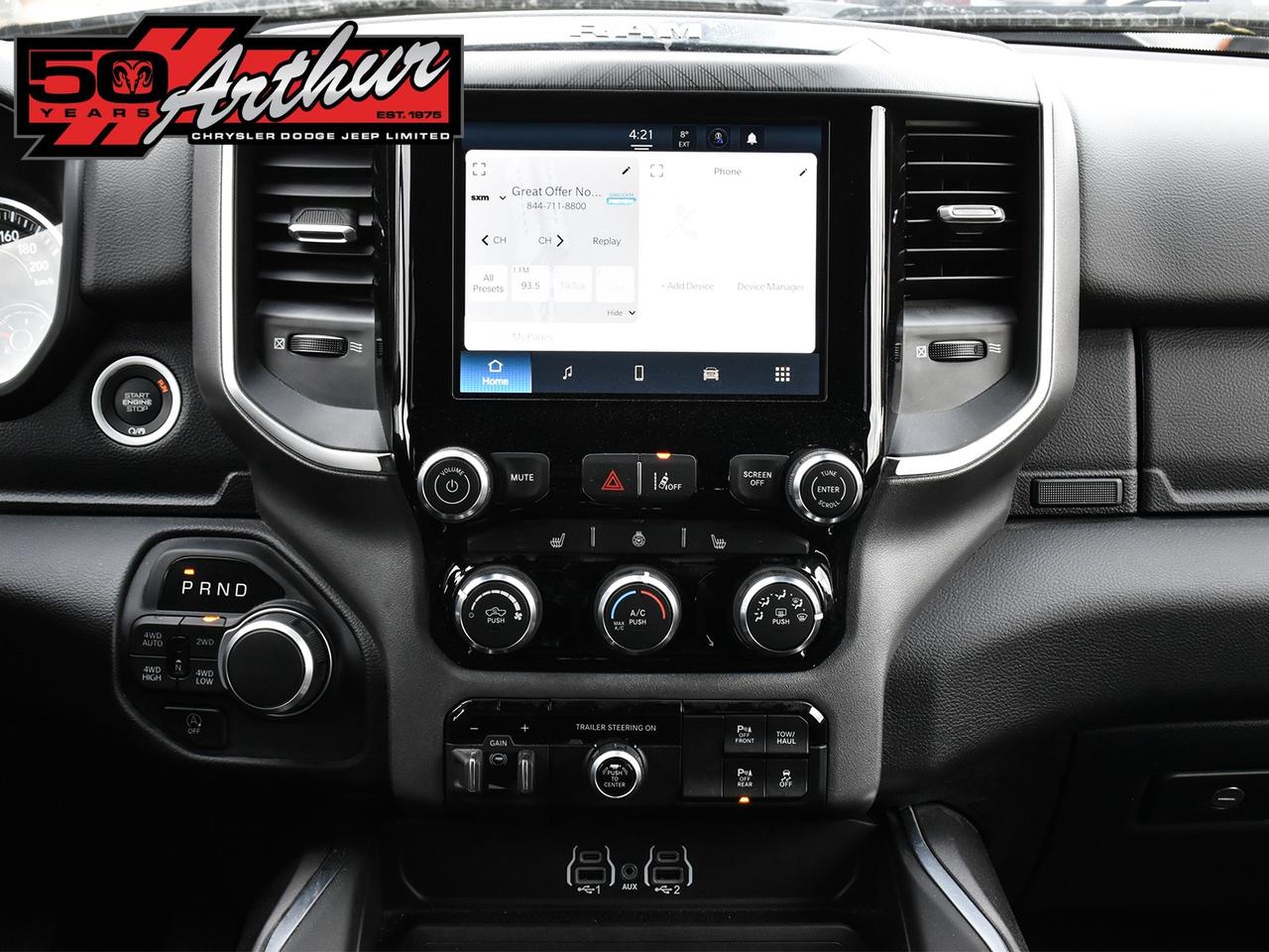 2025 RAM 1500 BIG HORN CREW CAB 4X4 Photo