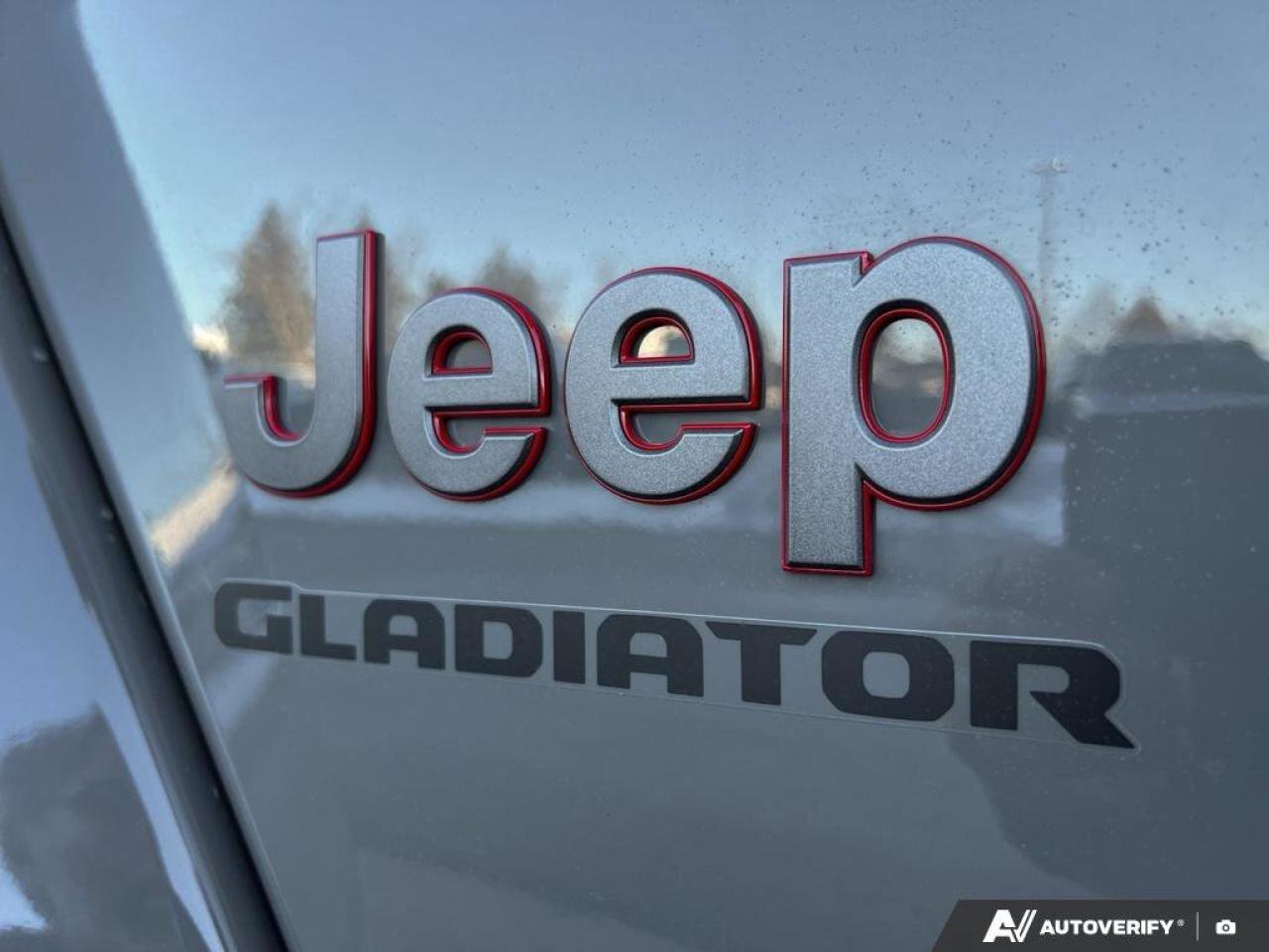 2021 Jeep Gladiator Rubicon   LOW KMS   LEATHER   3.6L PENTASTAR LOW K Photo