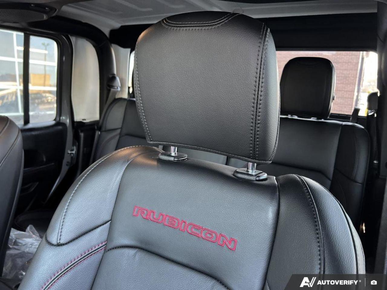 2021 Jeep Gladiator Rubicon   LOW KMS   LEATHER   3.6L PENTASTAR LOW K Photo