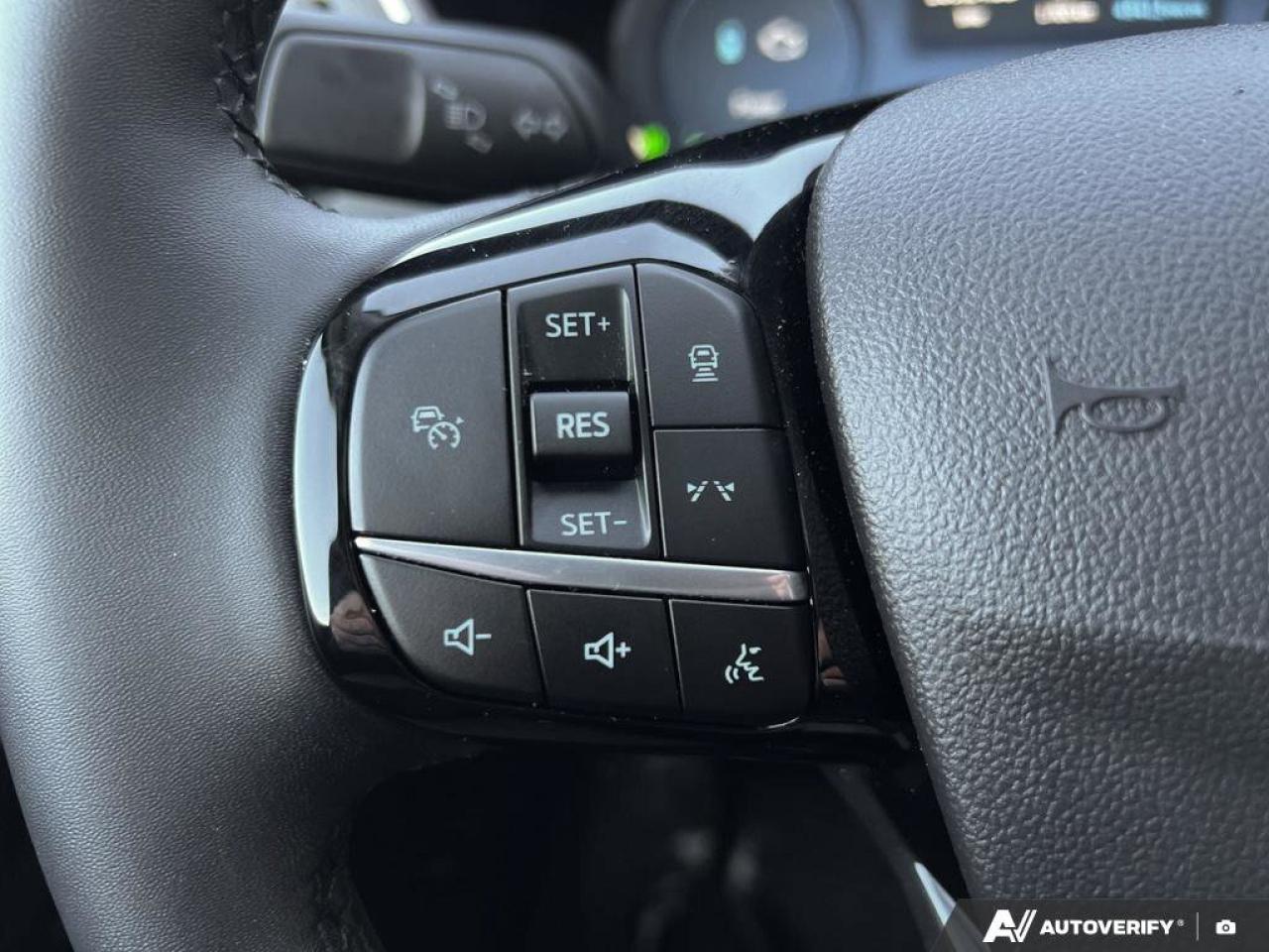 2025 Ford Escape PHEV   DEMO   MOONROOF   TRAILER TOW PKG DEMO   MO Photo