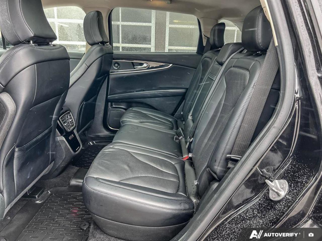 2022 Lincoln Nautilus Reserve   LEATHER   MOONROOF   TRAILER TOW PKG LEA Photo