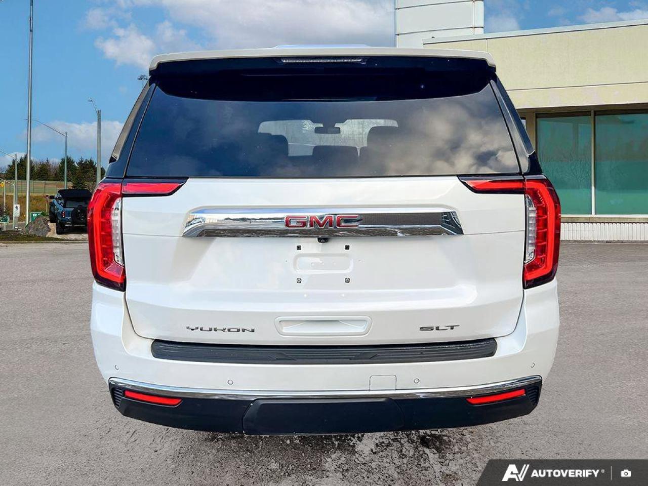 2022 GMC Yukon SLT   LTHR   MOONROOF   2ND ROW BCKTS LTHR   MOONR Photo