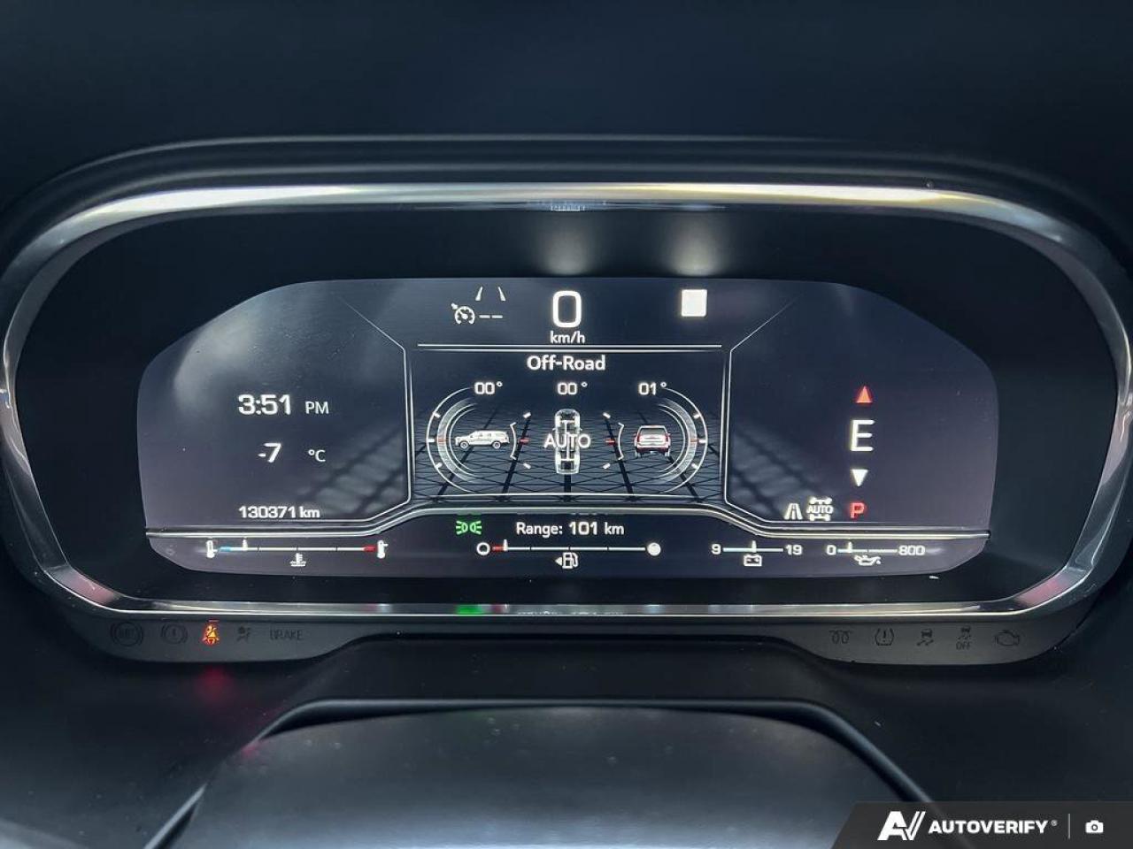 2022 GMC Yukon SLT   LTHR   MOONROOF   2ND ROW BCKTS LTHR   MOONR Photo