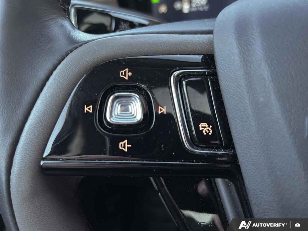 2024 Lincoln Corsair Reserve   ONE OWNER   MOONROOF   LTHR ONE OWNER Photo