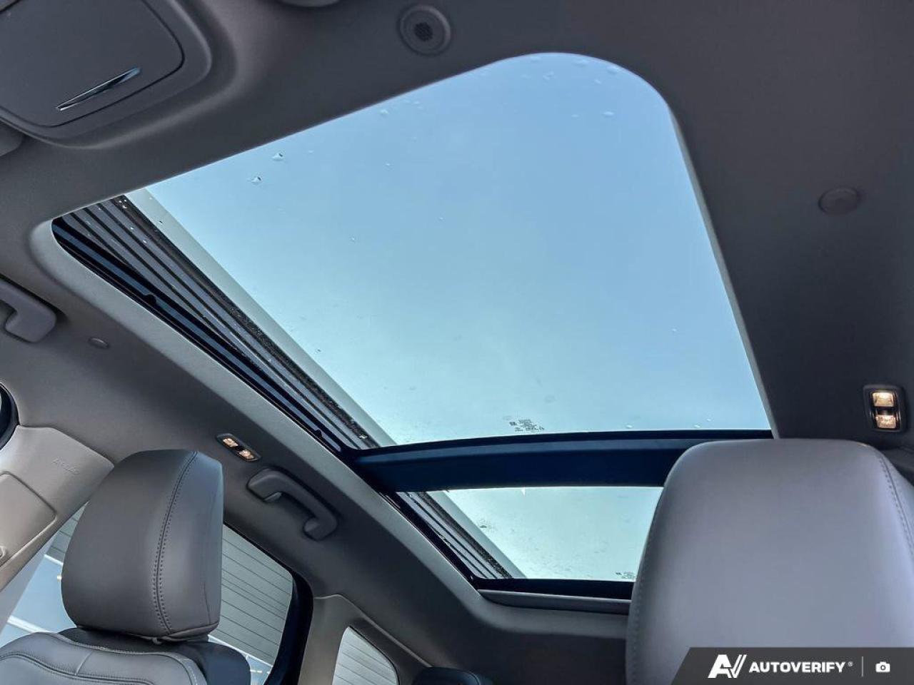 2024 Lincoln Corsair Reserve   ONE OWNER   MOONROOF   LTHR ONE OWNER Photo