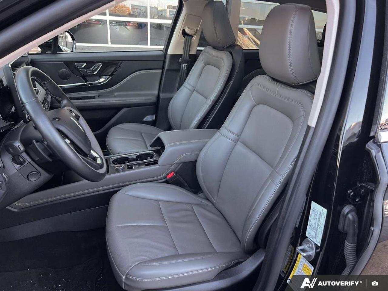 2024 Lincoln Corsair Reserve   ONE OWNER   MOONROOF   LTHR ONE OWNER Photo