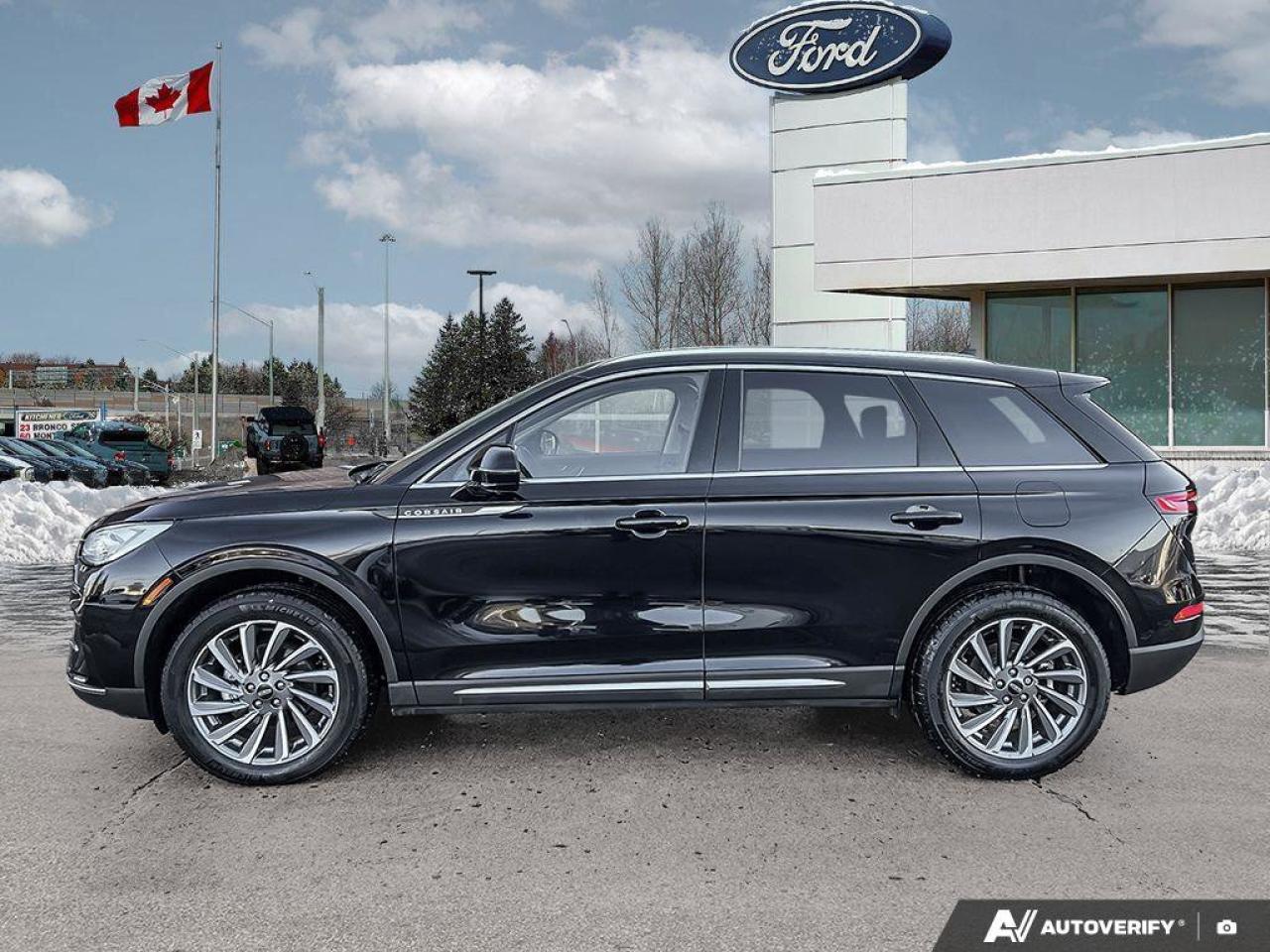 2024 Lincoln Corsair Reserve   ONE OWNER   MOONROOF   LTHR ONE OWNER Photo3