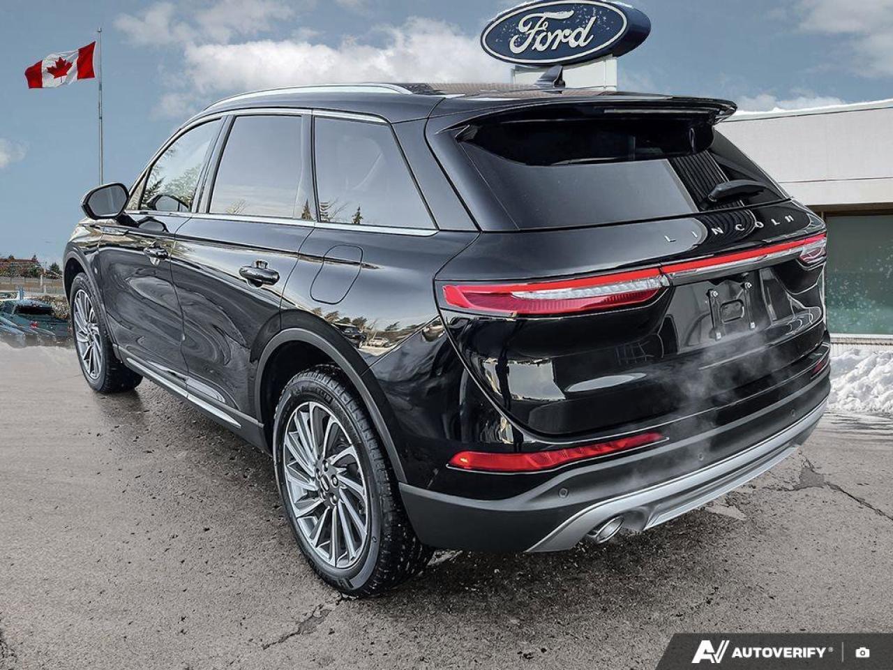 2024 Lincoln Corsair Reserve   ONE OWNER   MOONROOF   LTHR ONE OWNER Photo