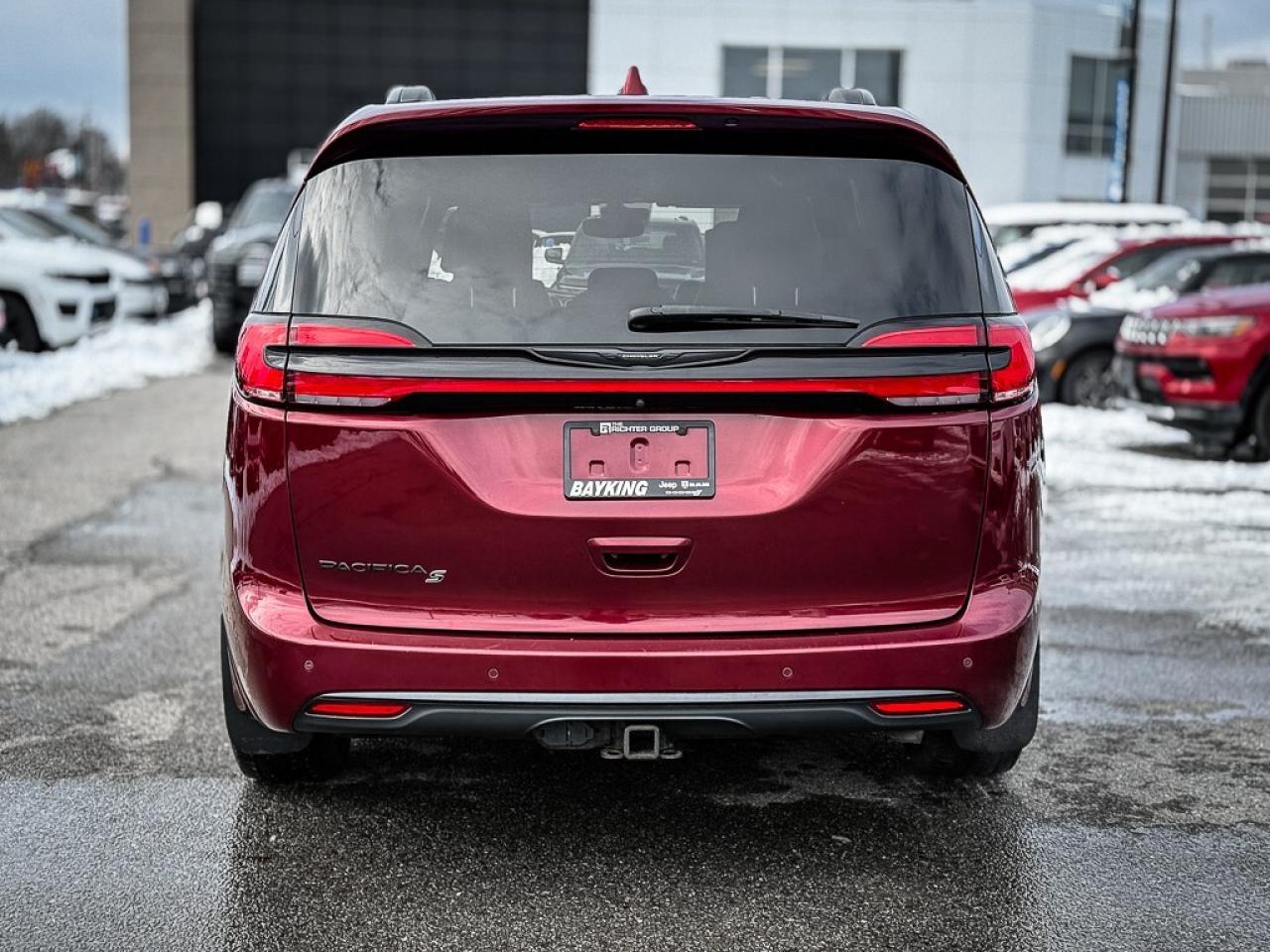 2021 Chrysler Pacifica Touring-L Plus   8 PASSENGER   S APPEARANCE   TOW Photo