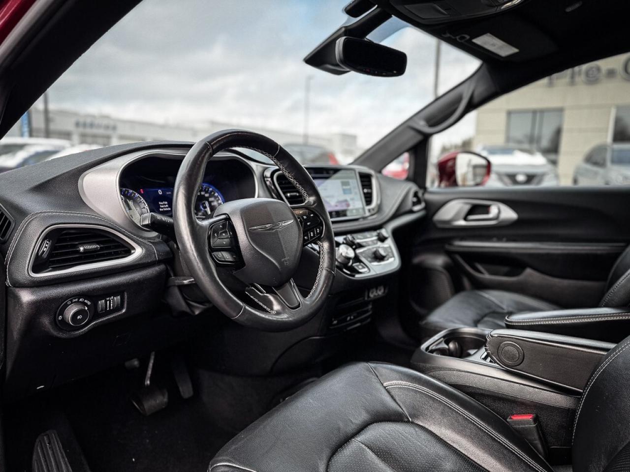 2021 Chrysler Pacifica Touring-L Plus   8 PASSENGER   S APPEARANCE   TOW Photo