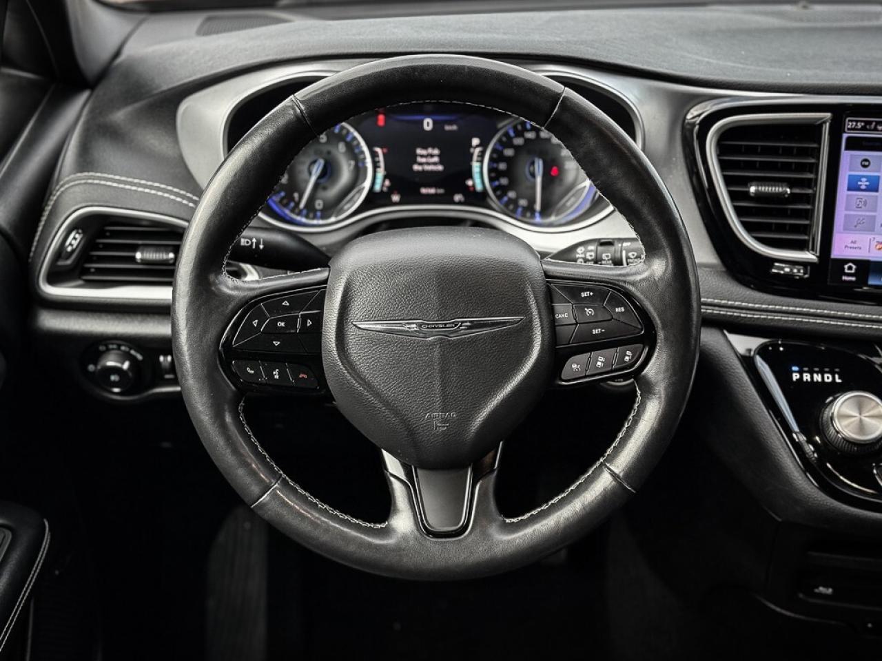 2021 Chrysler Pacifica Touring-L Plus   8 PASSENGER   S APPEARANCE   TOW Photo