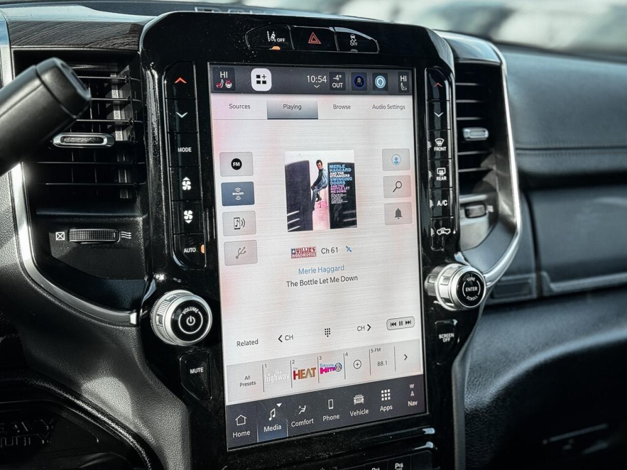 2025 RAM 3500 Laramie   CREW   DUALLY   5TH WHEEL PREP   LEVEL 1 Photo