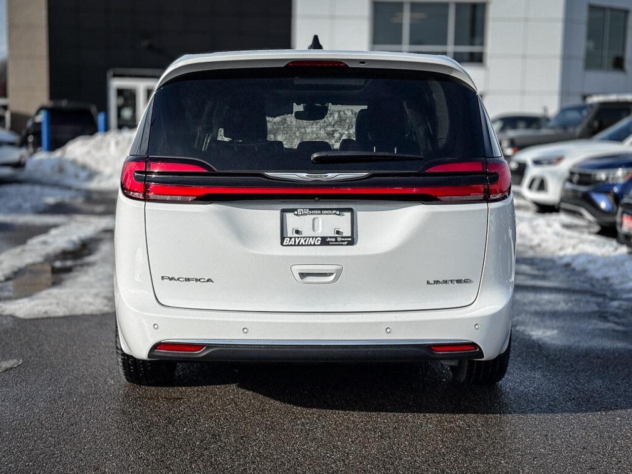 2024 Chrysler Pacifica Limited   360 CAM   DUAL DVD   PWR DOORS   PANO RO Photo