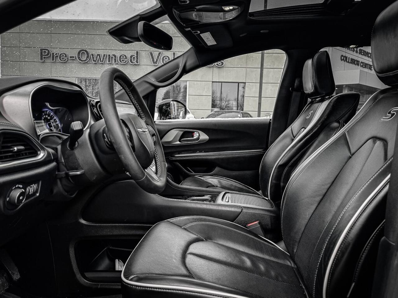 2024 Chrysler Pacifica Limited   S APPEARANCE PKG   DUAL DVD   360 CAM Photo