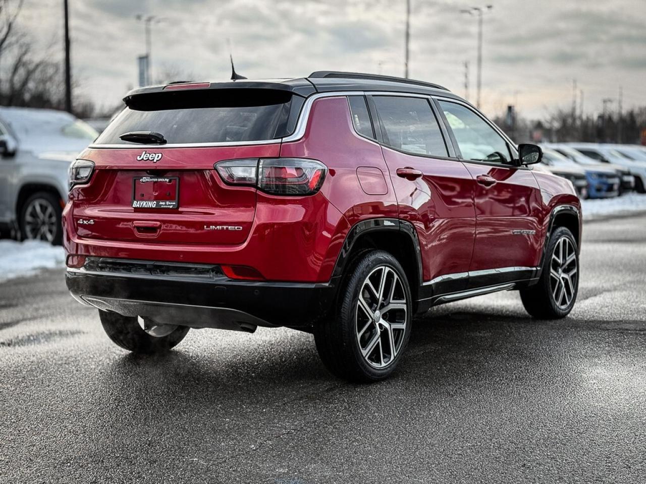 2024 Jeep Compass Limited   ELITE EXTERIOR GROUP   PANO ROOF   ALPIN Photo