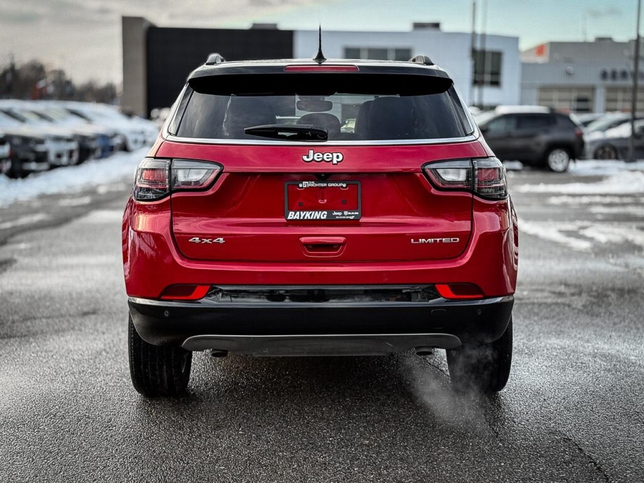 2024 Jeep Compass Limited   ELITE EXTERIOR GROUP   PANO ROOF   ALPIN Photo