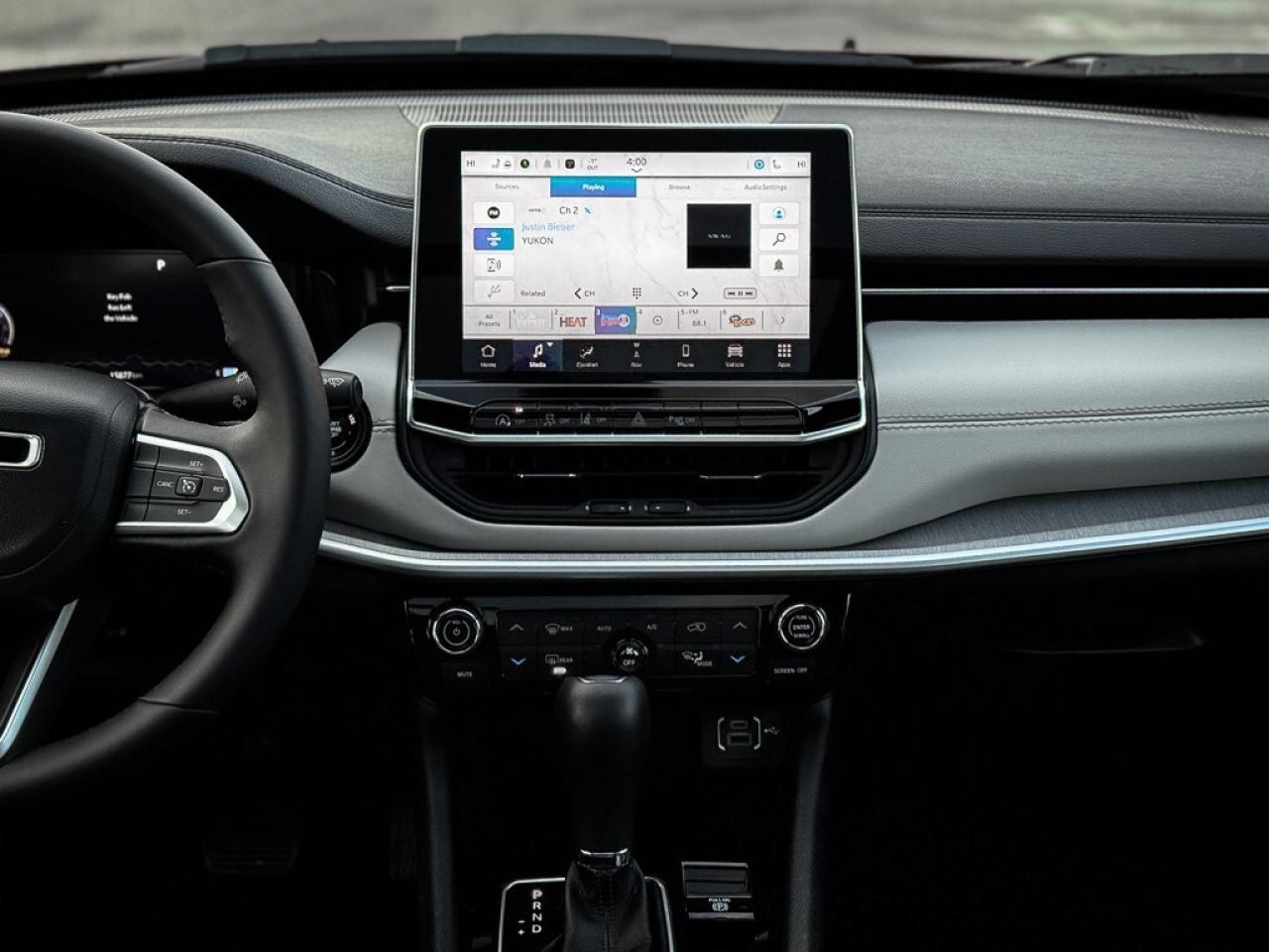 2024 Jeep Compass Limited   ELITE EXTERIOR GROUP   PANO ROOF   ALPIN Photo