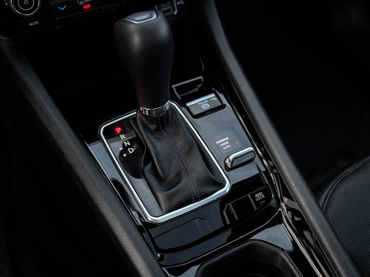 2024 Jeep Compass Limited   ELITE EXTERIOR GROUP   PANO ROOF   ALPIN Photo