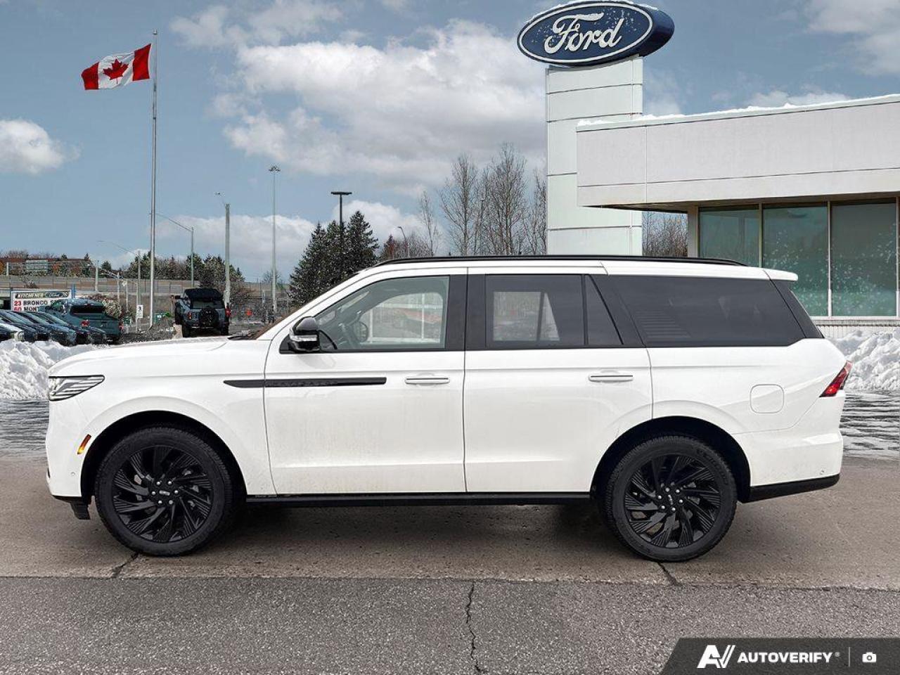 2025 Lincoln Navigator Reserve   Demo Unit   DEMO   LTHR   HVY DUTY TRL T Photo