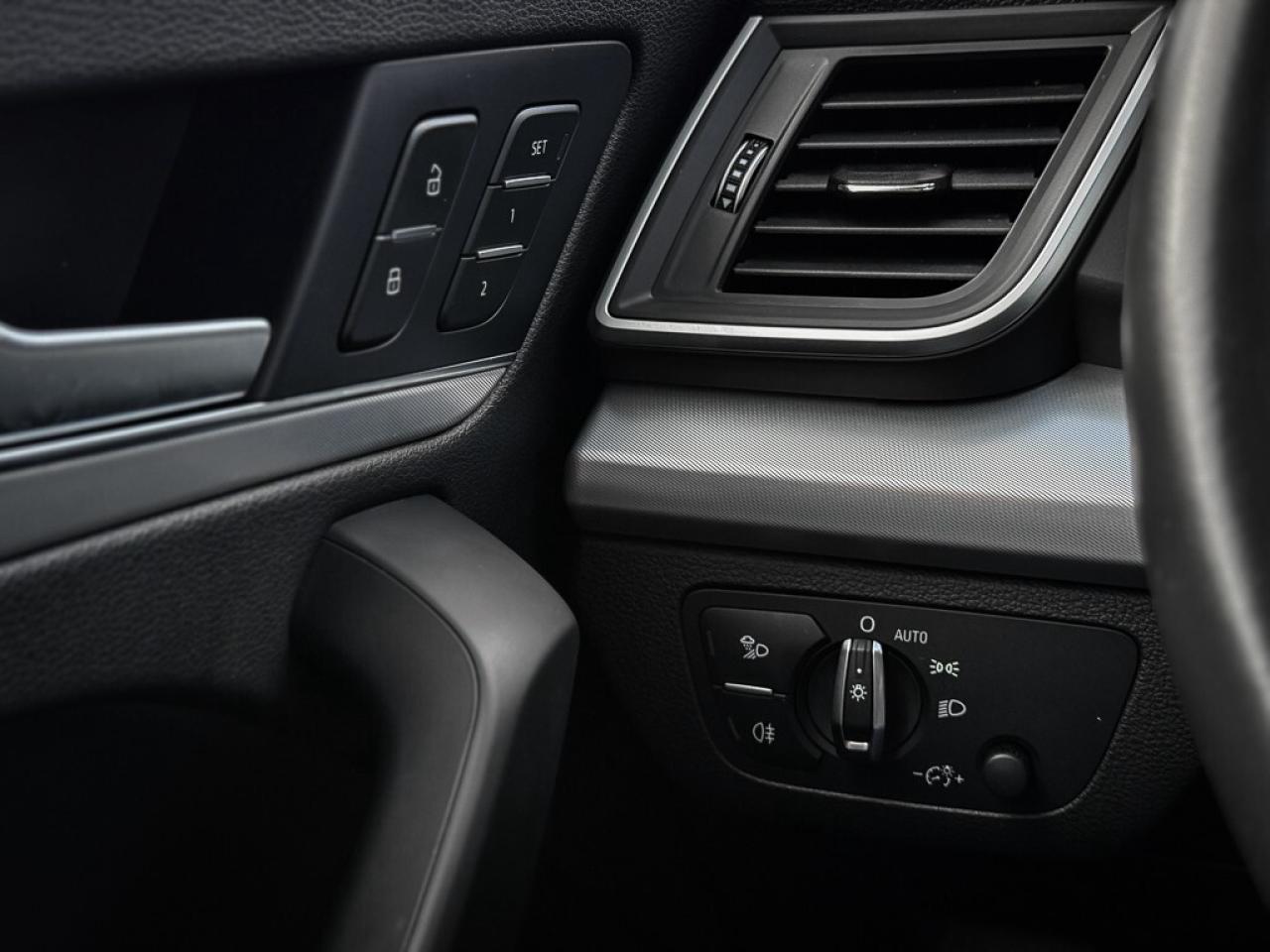 2024 Audi Q5 45 Progressiv   PROGRESSIV   PANO ROOF   HEATED LE Photo