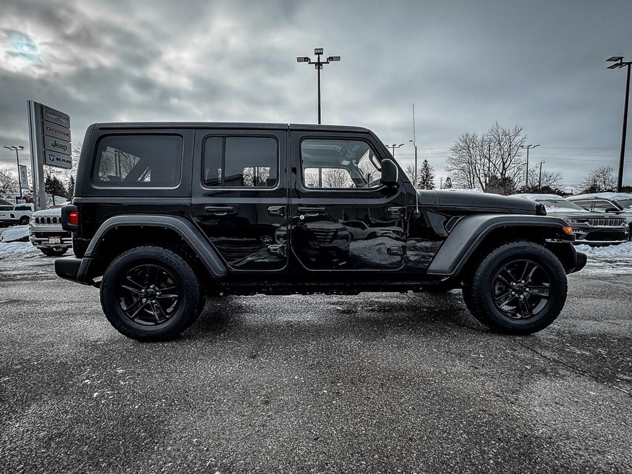 2021 Jeep WRANGLER UNLIMITED Sport   ALTITUDE   REMOTE START   ALPINE AUDIO   C Photo