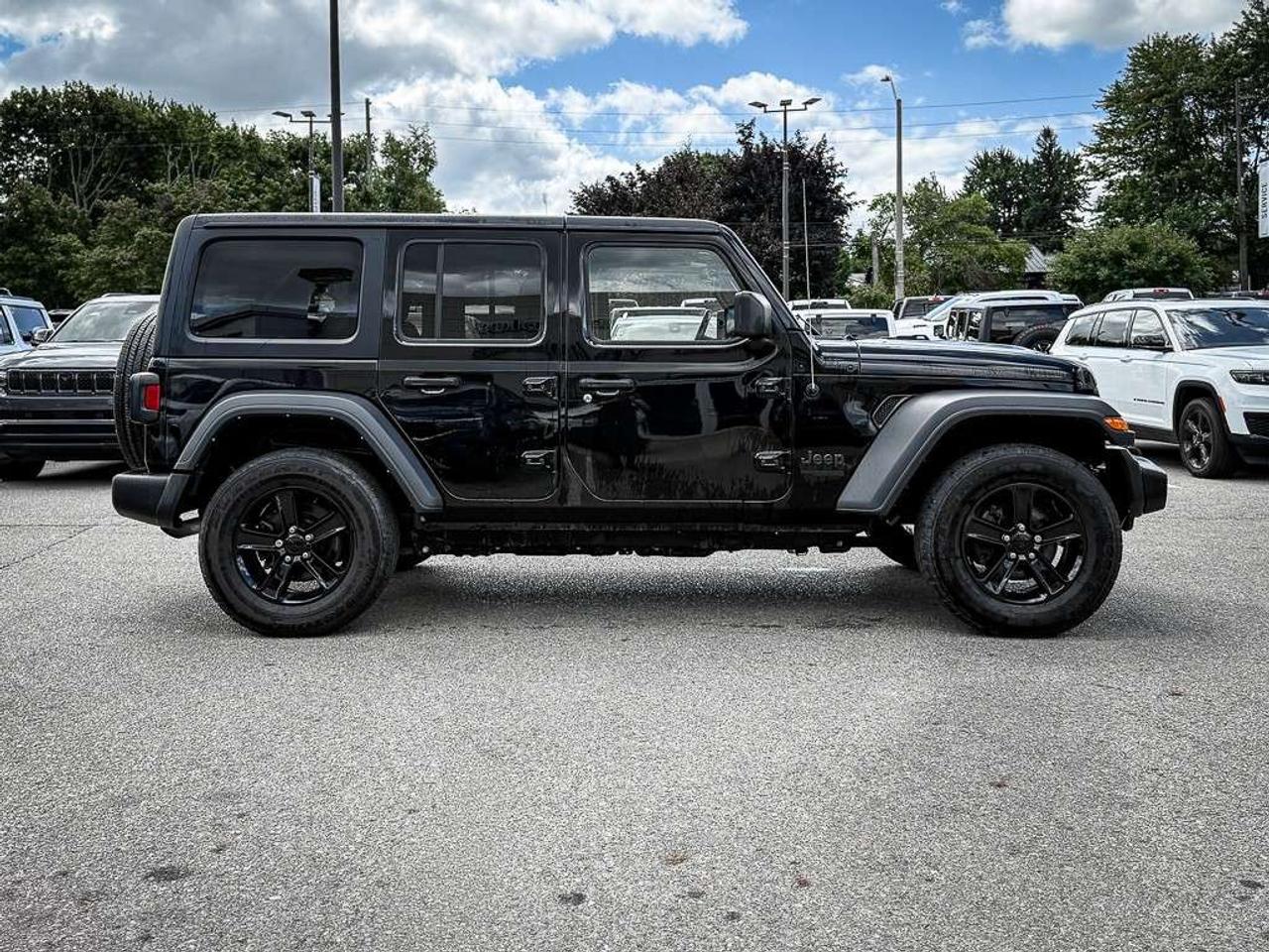 2021 Jeep Wrangler Sport   ALTITUDE   REMOTE START   ALPINE AUDIO   CARPLAY Photo