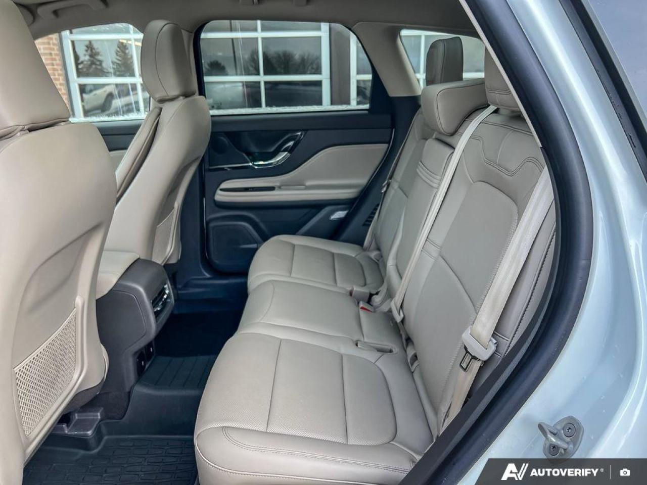 2024 Lincoln Corsair Reserve   ONE OWNER   MOONROOF   LTHR ONE OWNER Photo