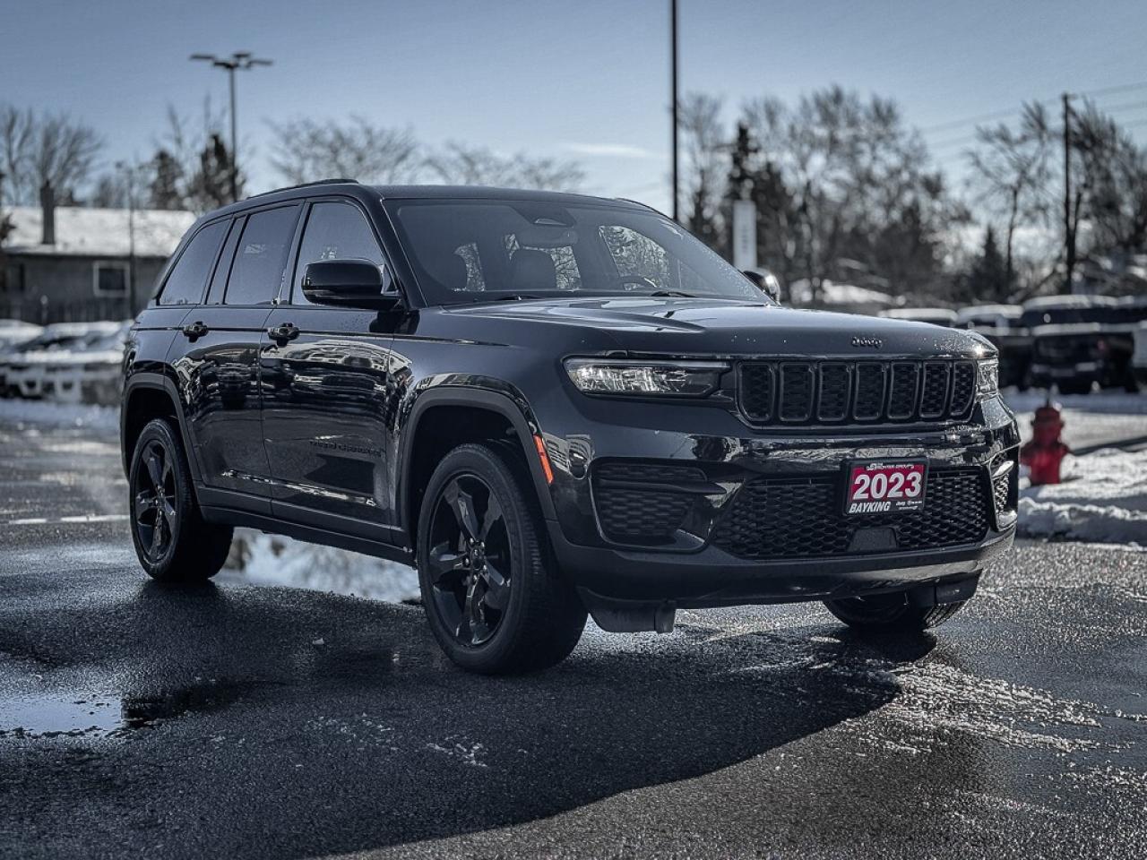 2023 Jeep Grand Cherokee Laredo   ALTITUDE   REMOTE START   SUNROOF   HEATE Photo2