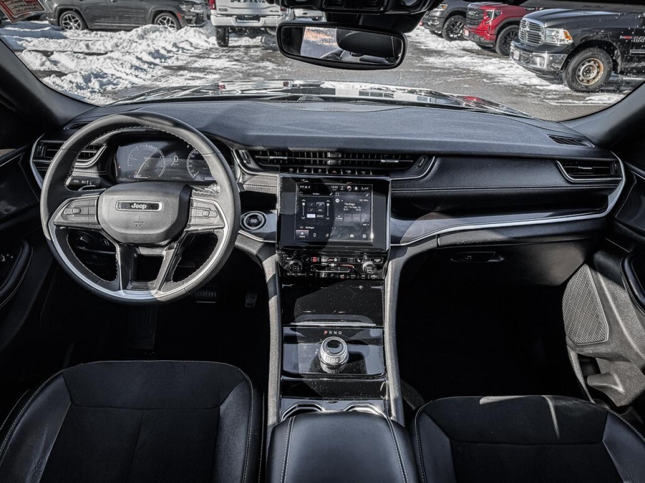 2023 Jeep Grand Cherokee Laredo   ALTITUDE   REMOTE START   SUNROOF   HEATE Photo