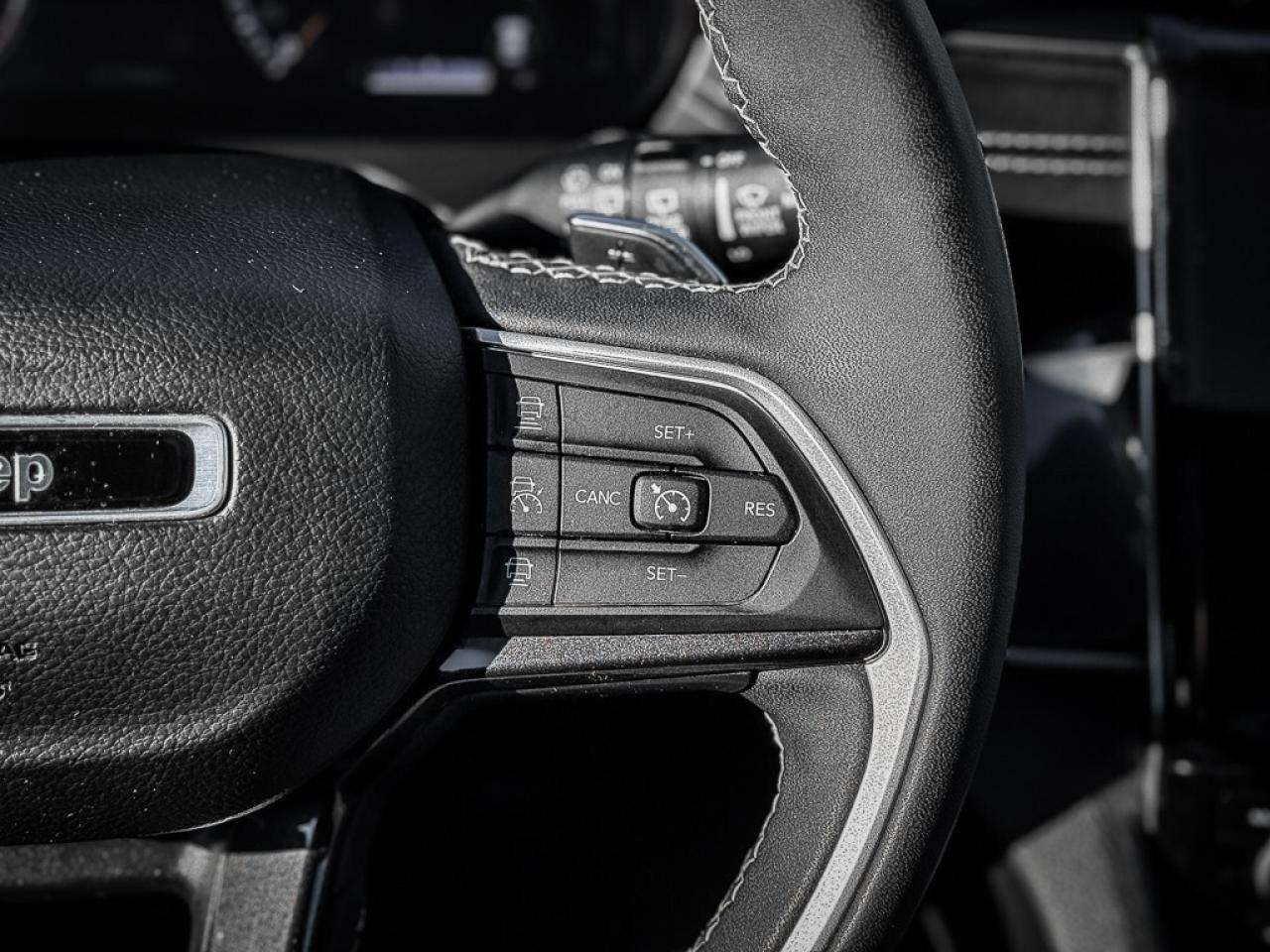 2023 Jeep Grand Cherokee Laredo   ALTITUDE   REMOTE START   SUNROOF   HEATE Photo