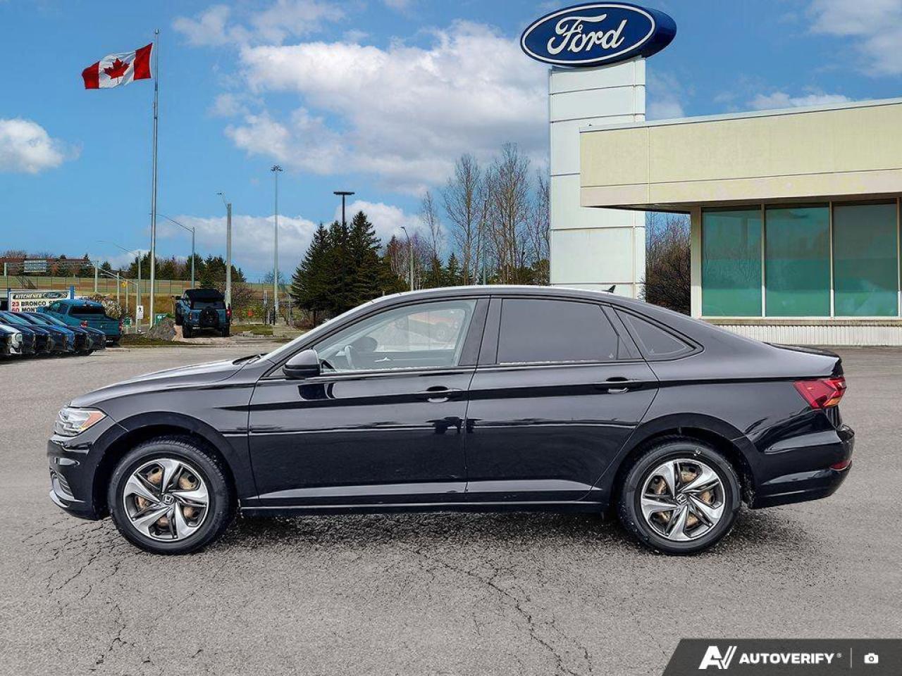 2019 Volkswagen Jetta LEATHER   MOONROOF   AUTOMATIC Photo